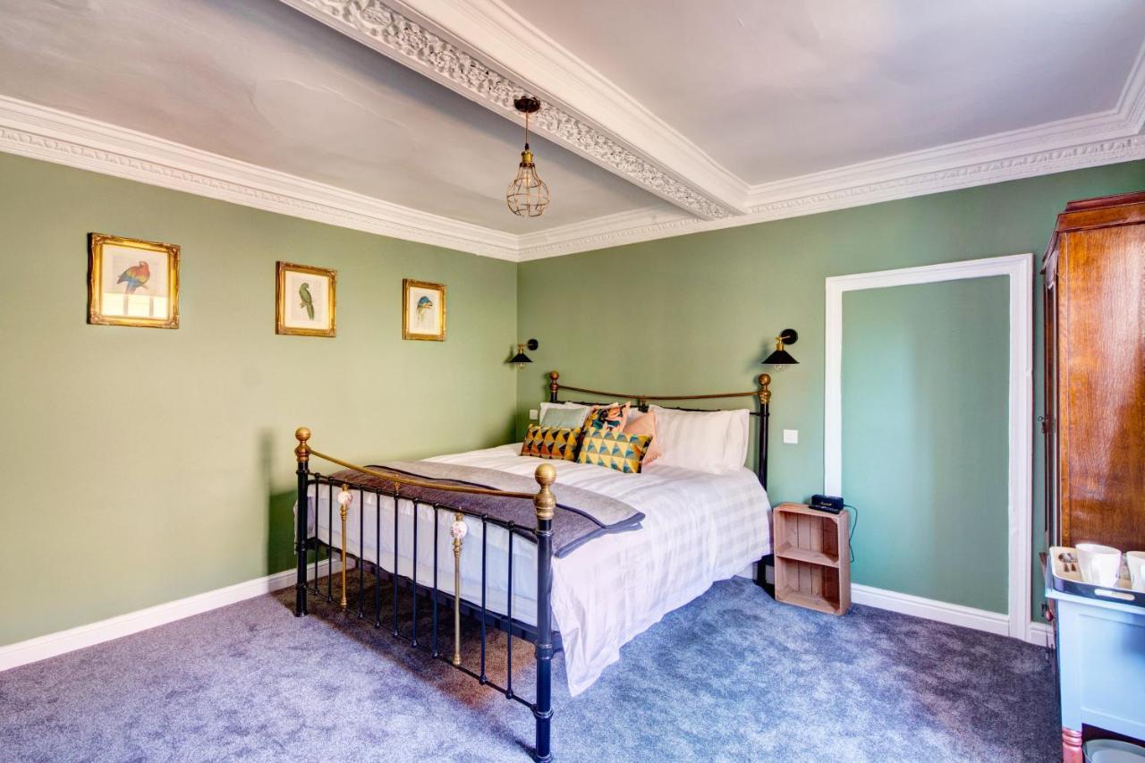 Green Parrot House Bed & Breakfast Devizes Eksteriør bilde